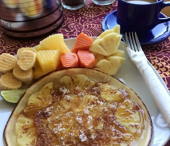 Tanjung Sari 3*