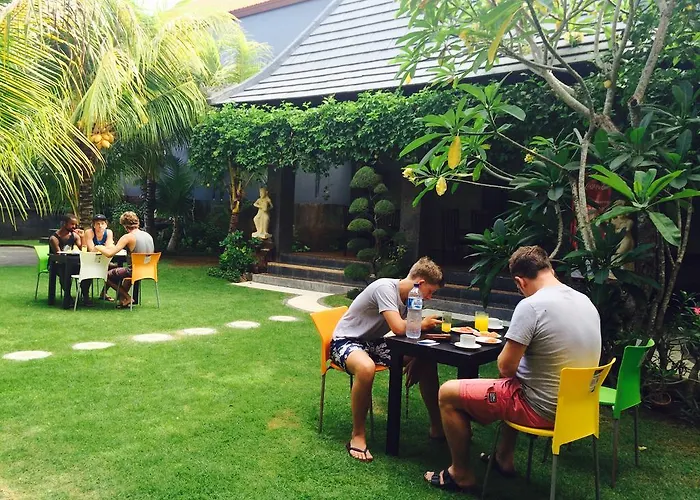 Tanjung Sari Guest house 3*