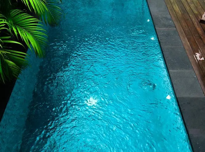 Tanjung Sari 3*